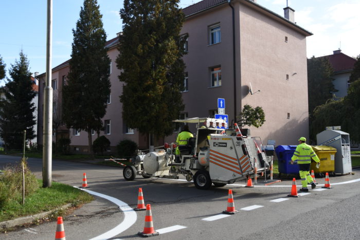 striekajú čiary Pod Sokolicami