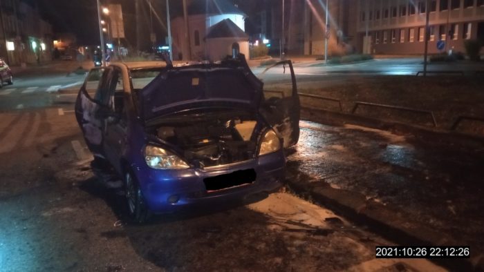 zhorené auto