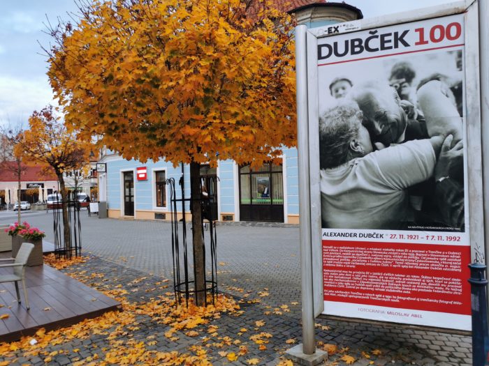 výstava Dubček na Štúrovom nám