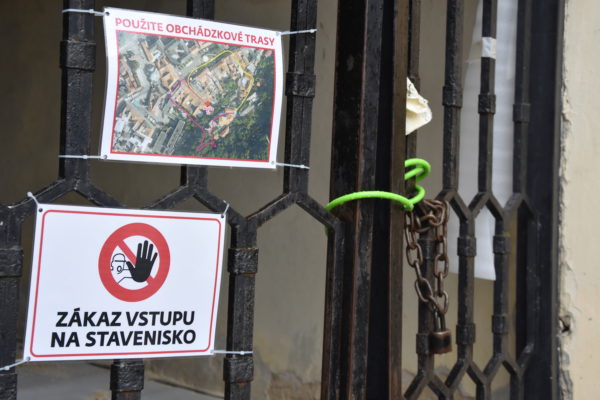 Farské schody zákaz vstupu