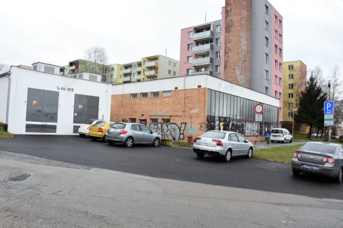 Saratovská ulica parkovisko