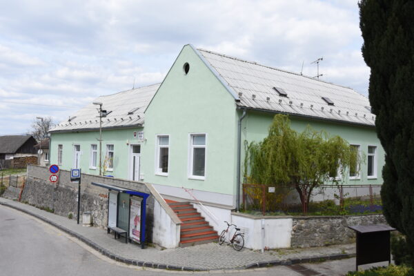 budova ZŠ Potočná